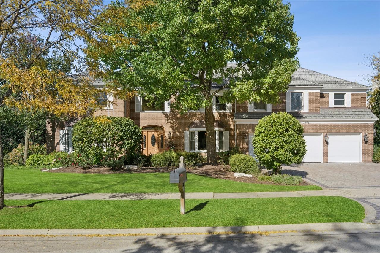 2342 Mohawk Ln., Glenview, IL 60026