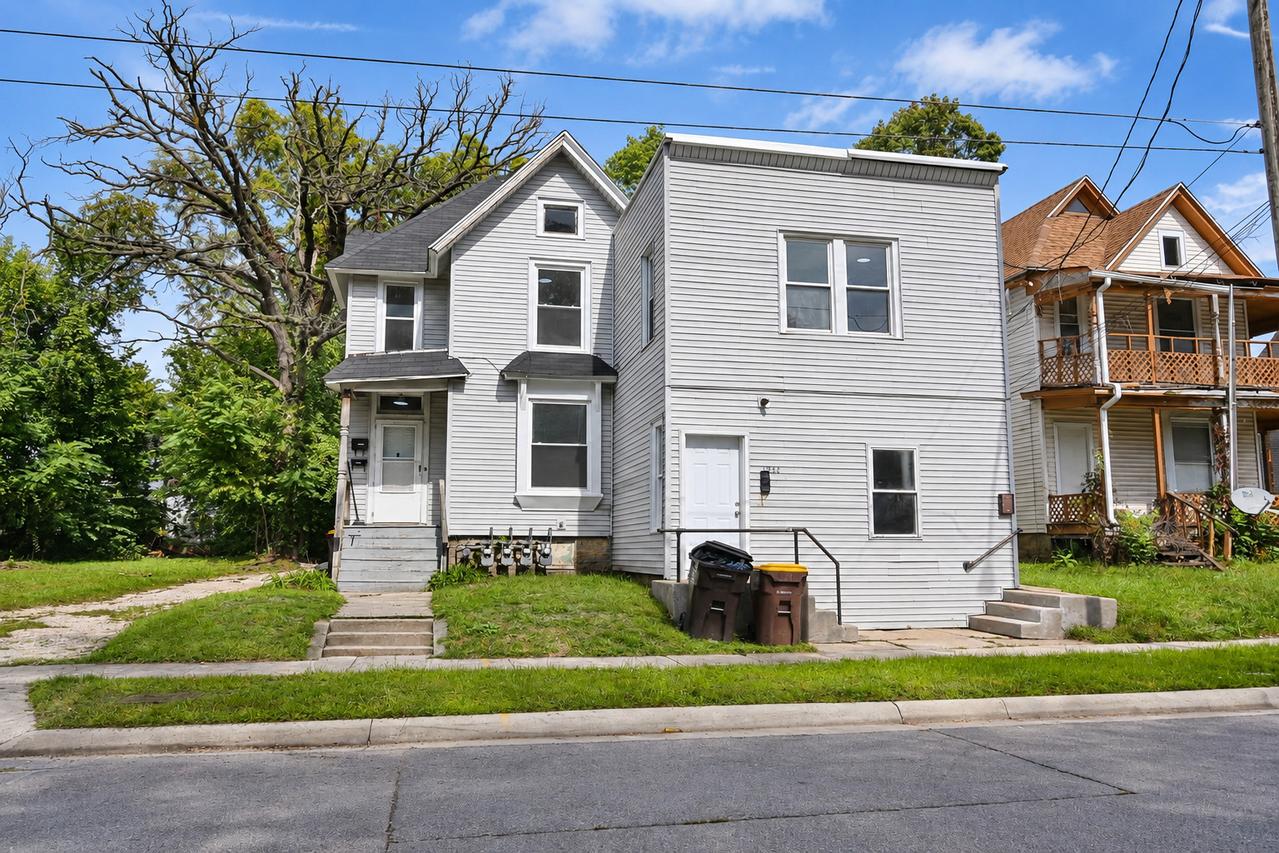 1223-1225 Andrews St., Rockford, IL 61101