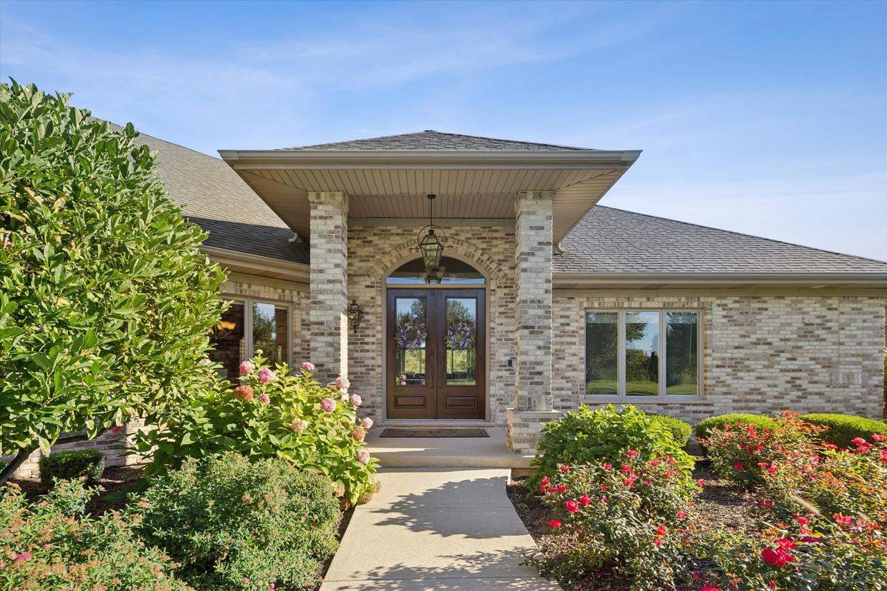 25860 Prairie Hill Ln., Plainfield, IL 60585