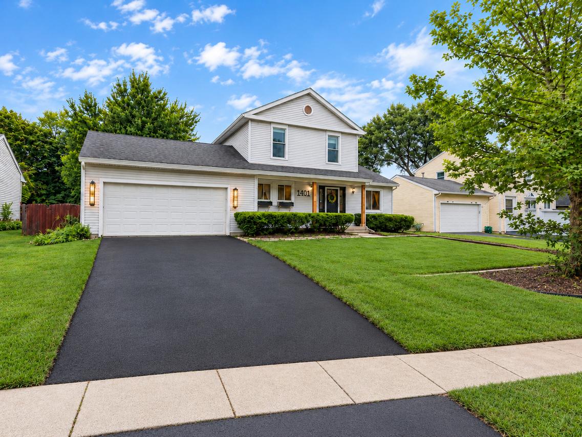 1401 Knoll Dr., Naperville, IL 60565