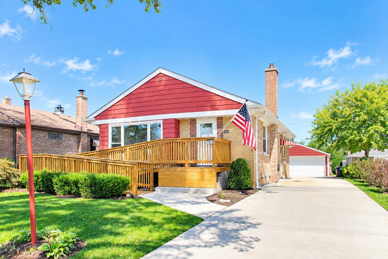 7510 W Jonquil Ter., Niles, IL 60714