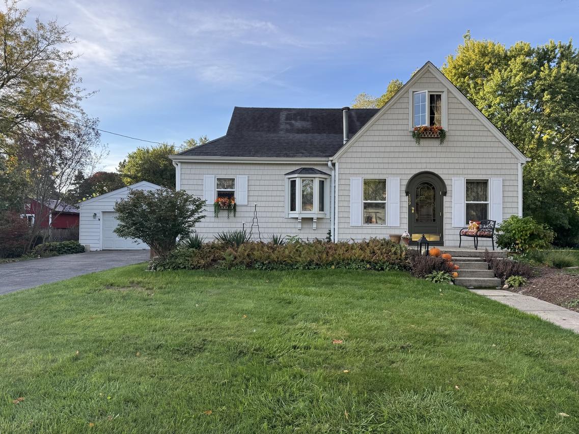 159 Terwilliger Ave., Hampshire, IL 60140