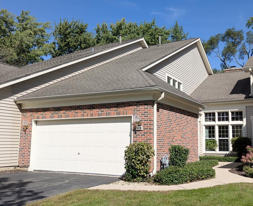 305 Stonefield Ct., Schaumburg, IL 60173