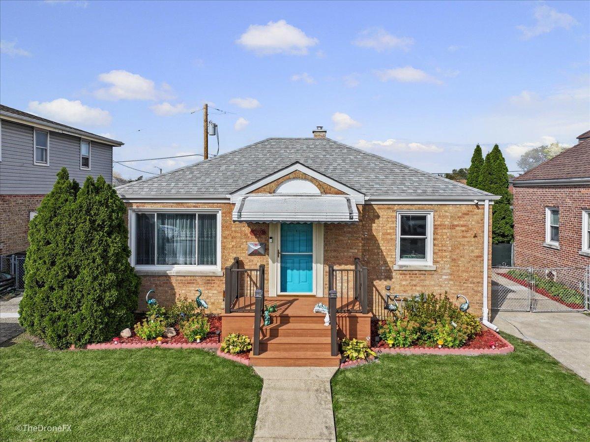9522 Davis St., Franklin Park, IL 60131