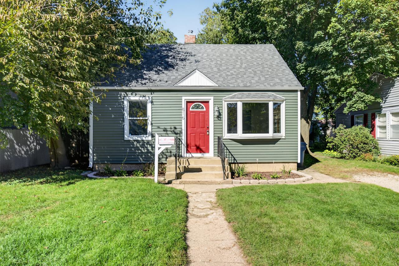816 1st Ave., Morris, IL 60450