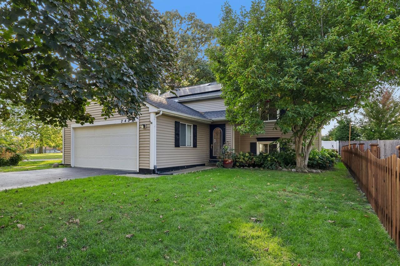 2489 Willoughby Ln., Aurora, IL 60502