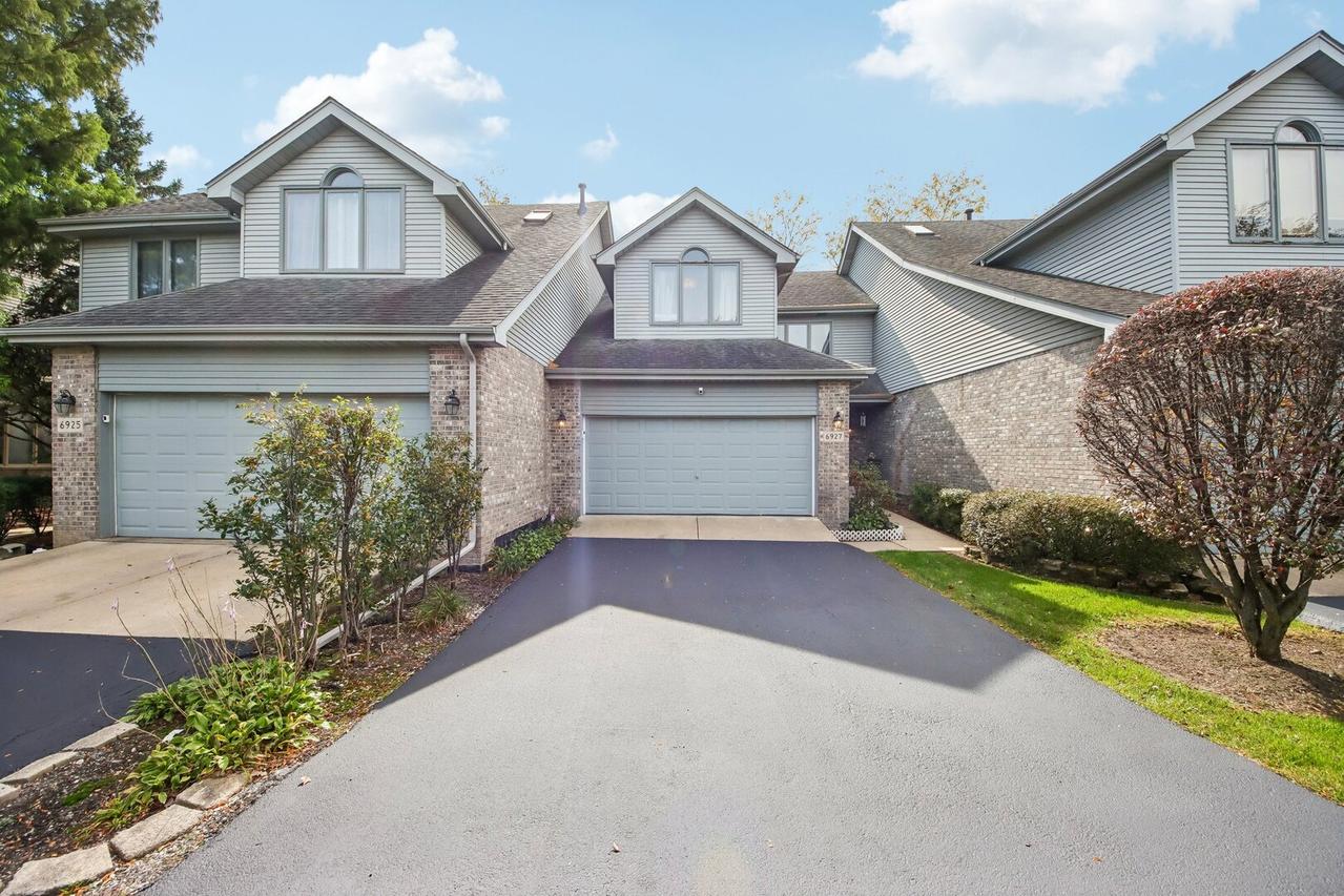 6927 Lexington Ct., Tinley Park, IL 60477
