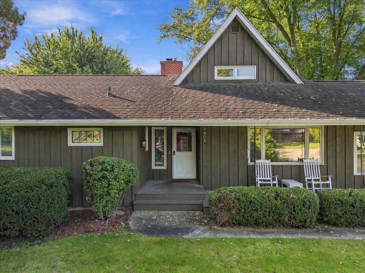 1401 E 28th St., Sterling, IL 61081