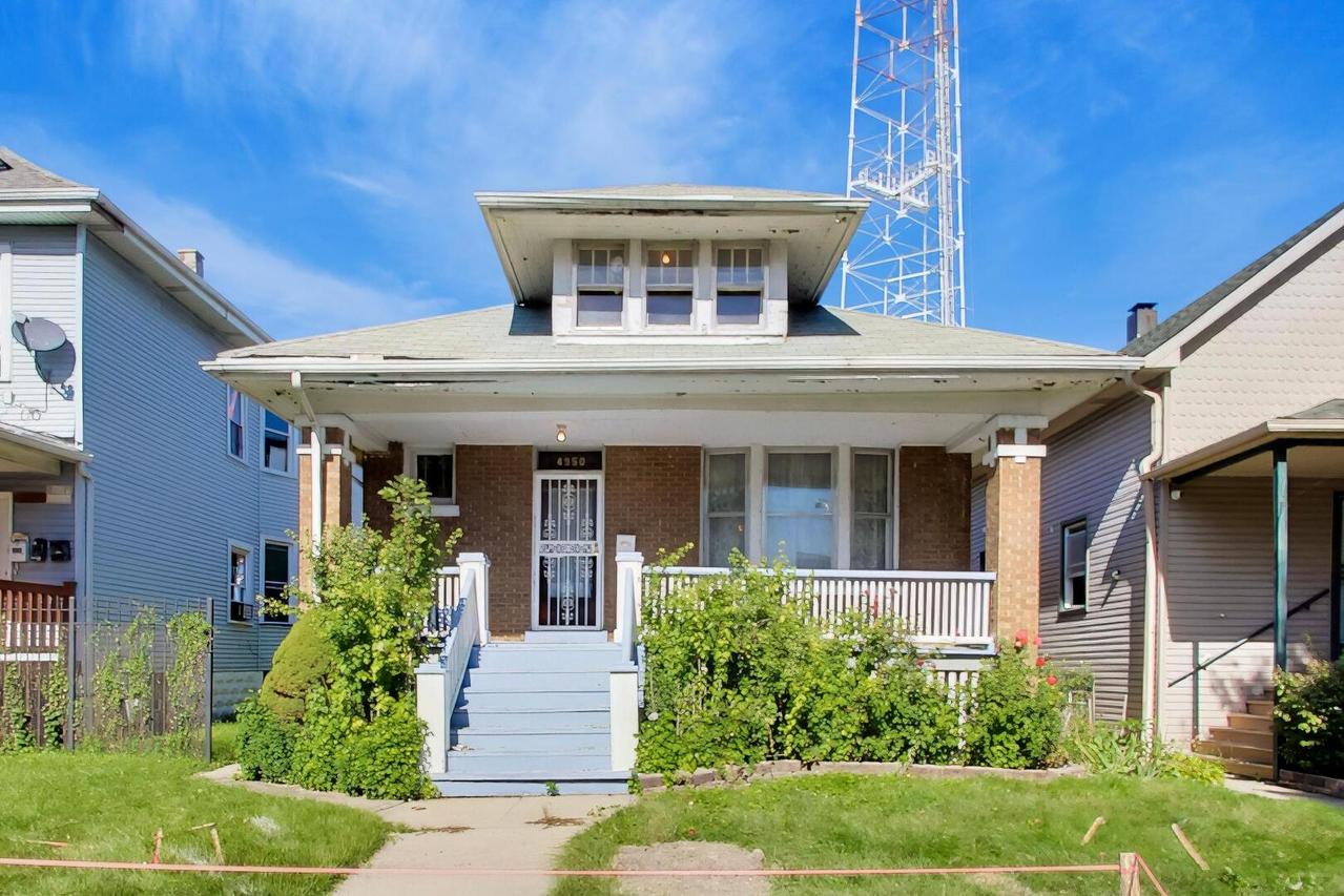 4950 W Fletcher St., Chicago, IL 60641