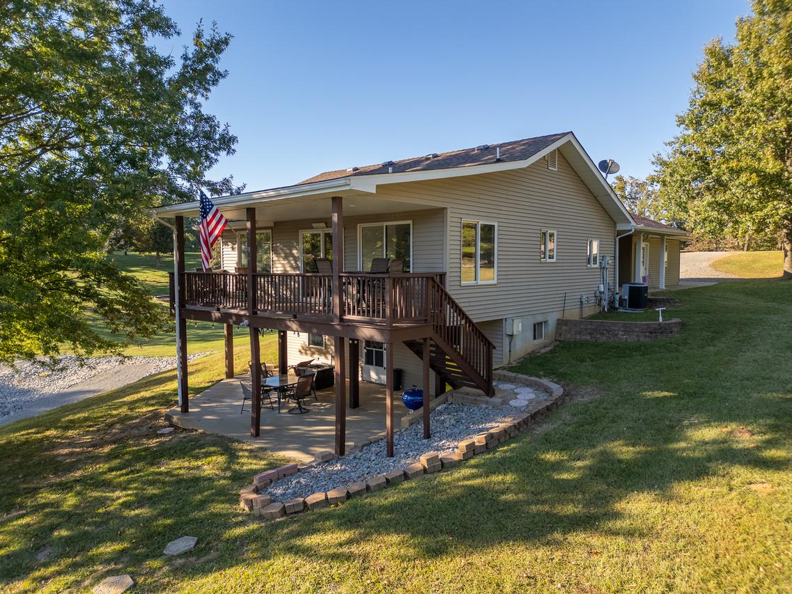 13017 Egypt Shores Rd., Creal Springs, IL 62922