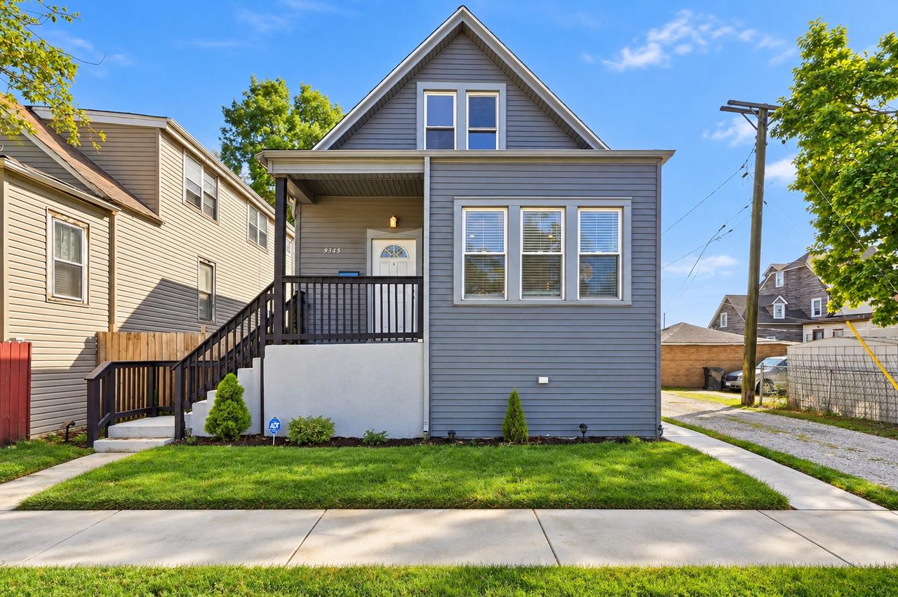 9345 S Harper Ave., Chicago, IL 60619