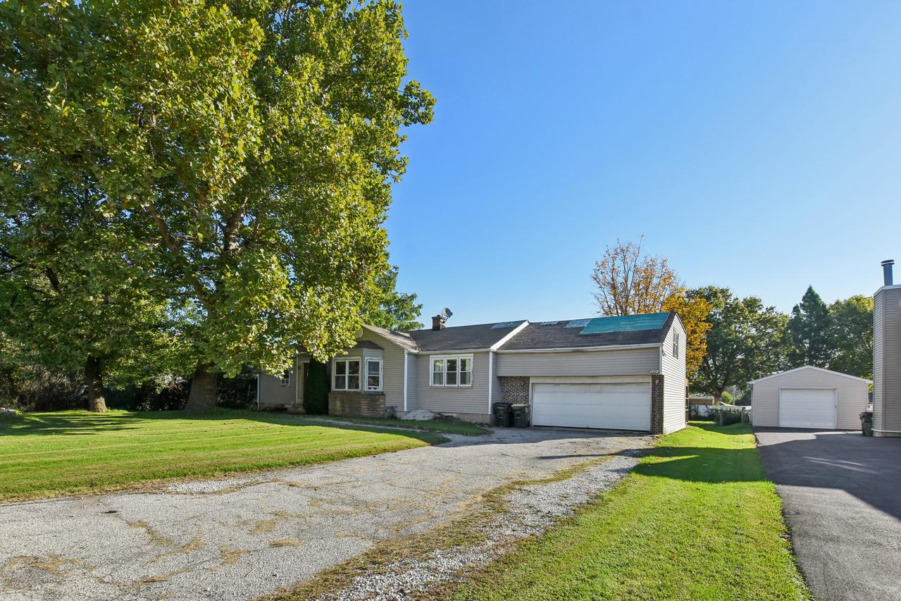 3409 N Betty Dr., Arlington Heights, IL 60004