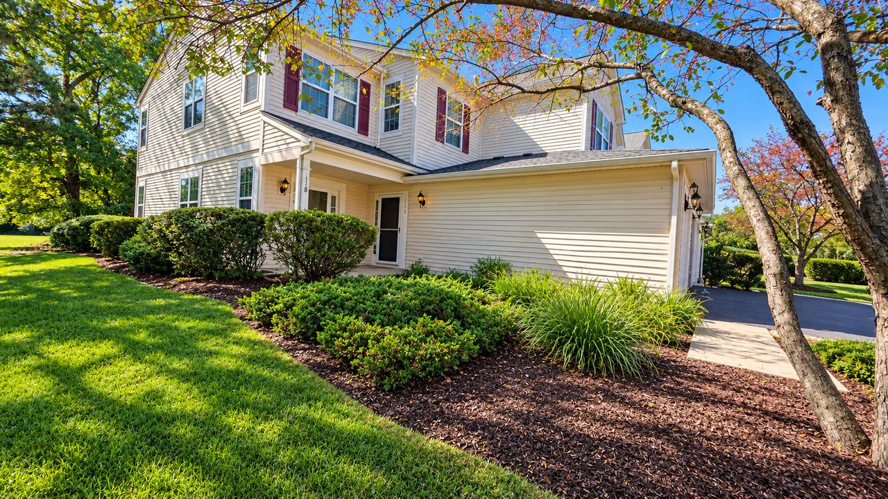 1216 N Brookdale Dr., Carpentersville, IL 60110