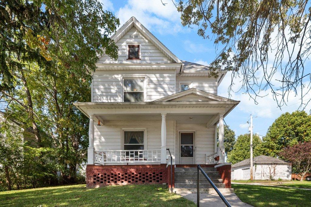 306 E 2nd St., Kewanee, IL 61443