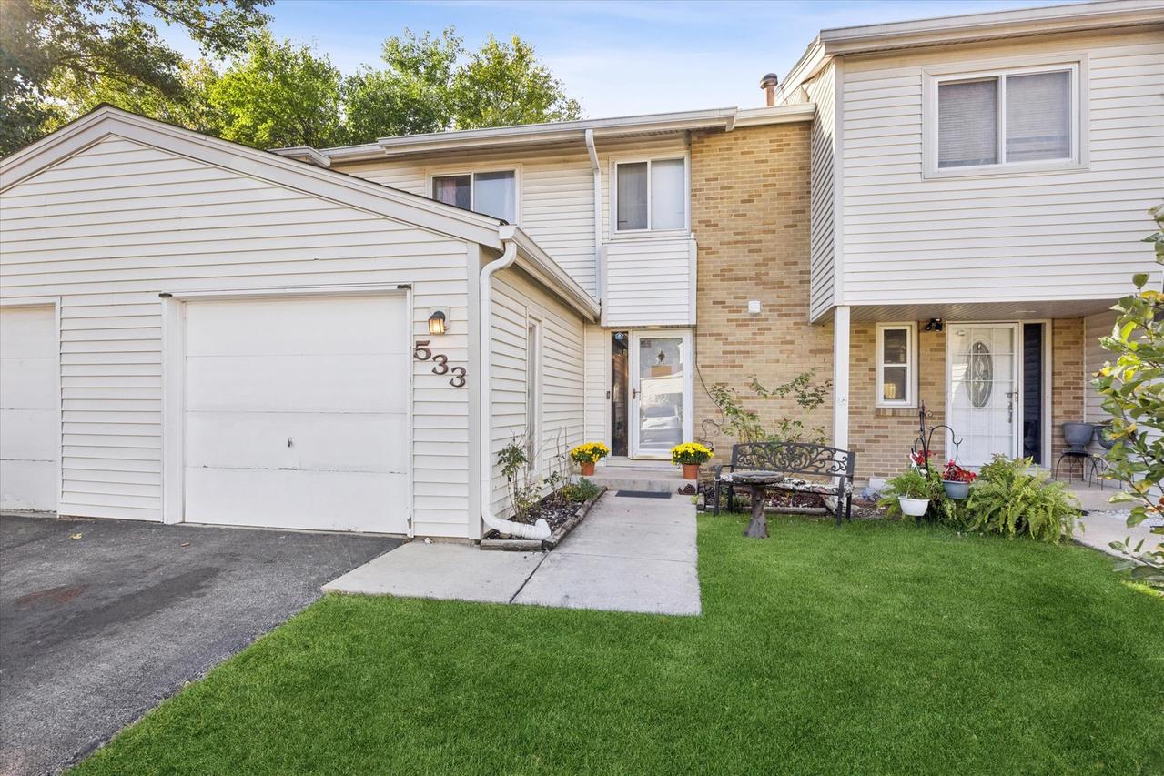 533 Jordan Way, Bolingbrook, IL 60440