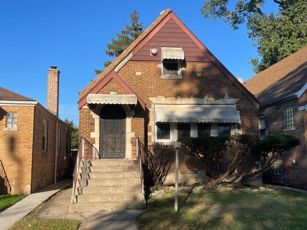 8640 S Vernon Ave., Chicago, IL 60619