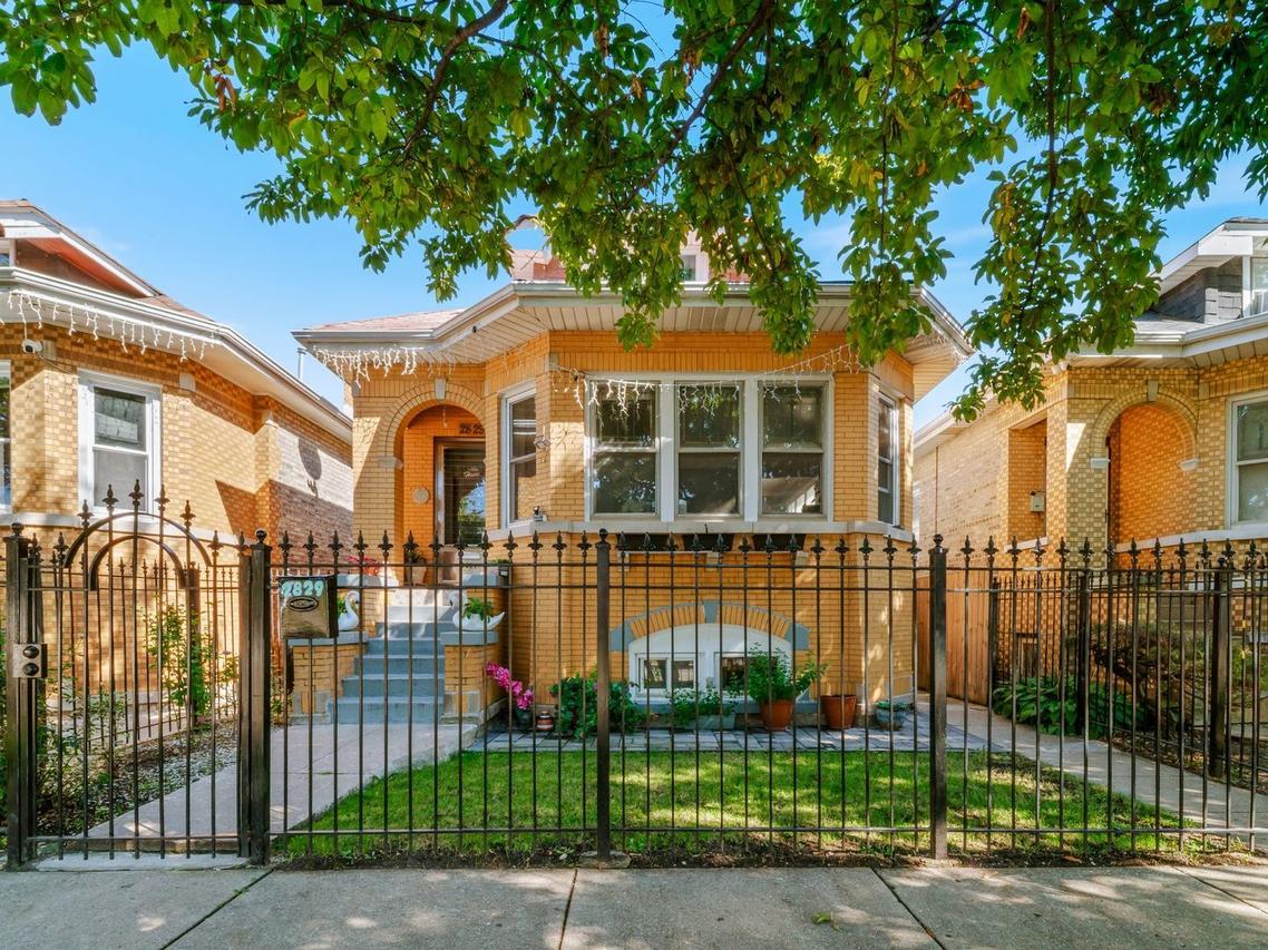 2829 N Melvina Ave., Chicago, IL 60634