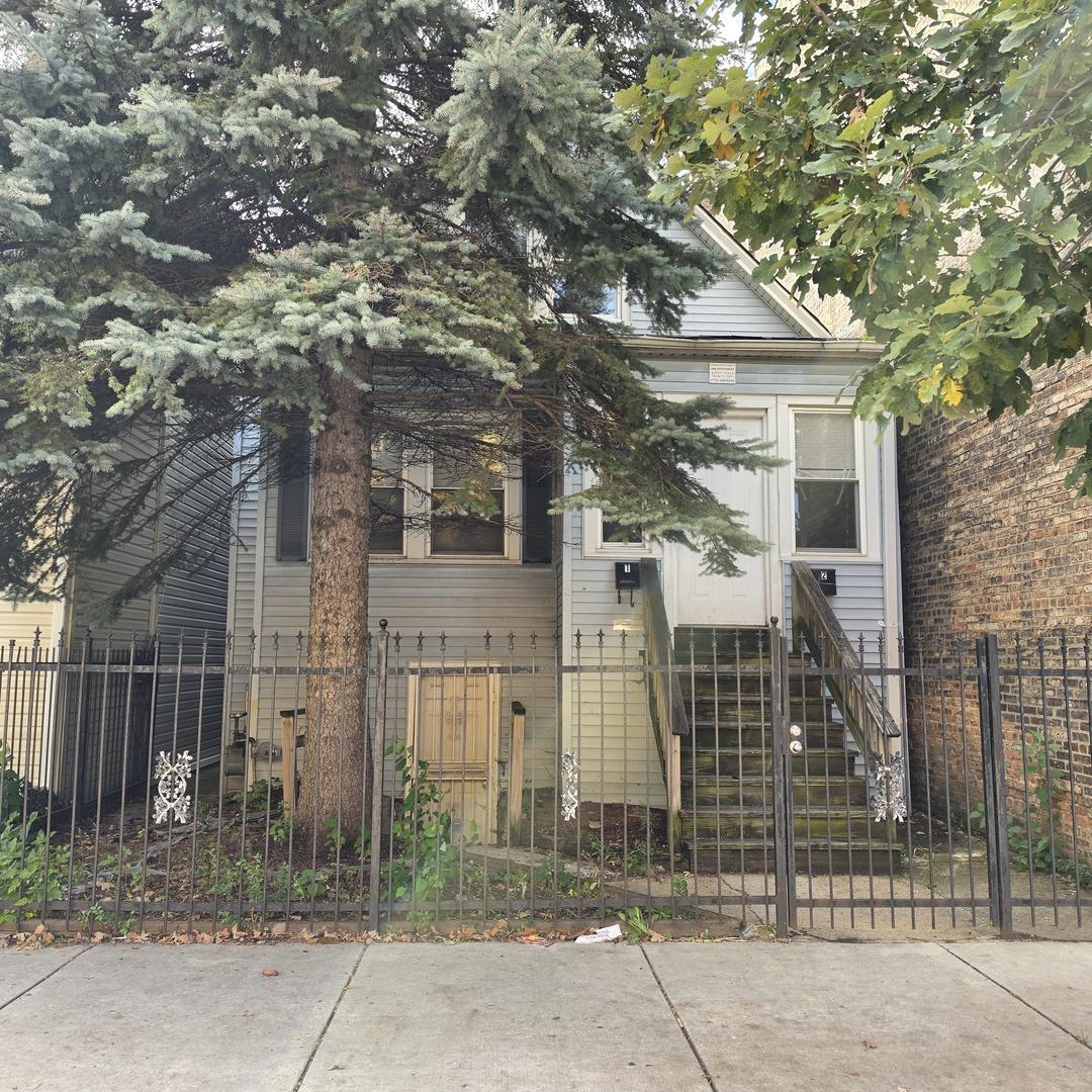 5047 W Chicago Ave., Chicago, IL 60651