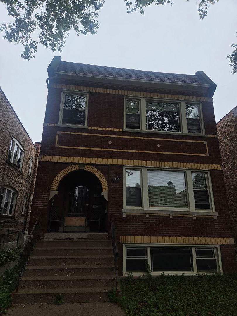1921 Wesley Ave., Berwyn, IL 60402