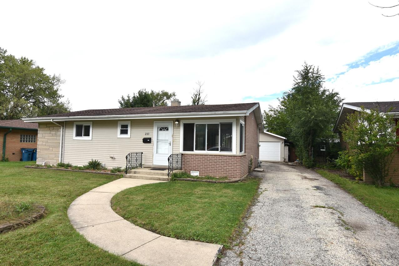 210 E Myrick Ave., Addison, IL 60101