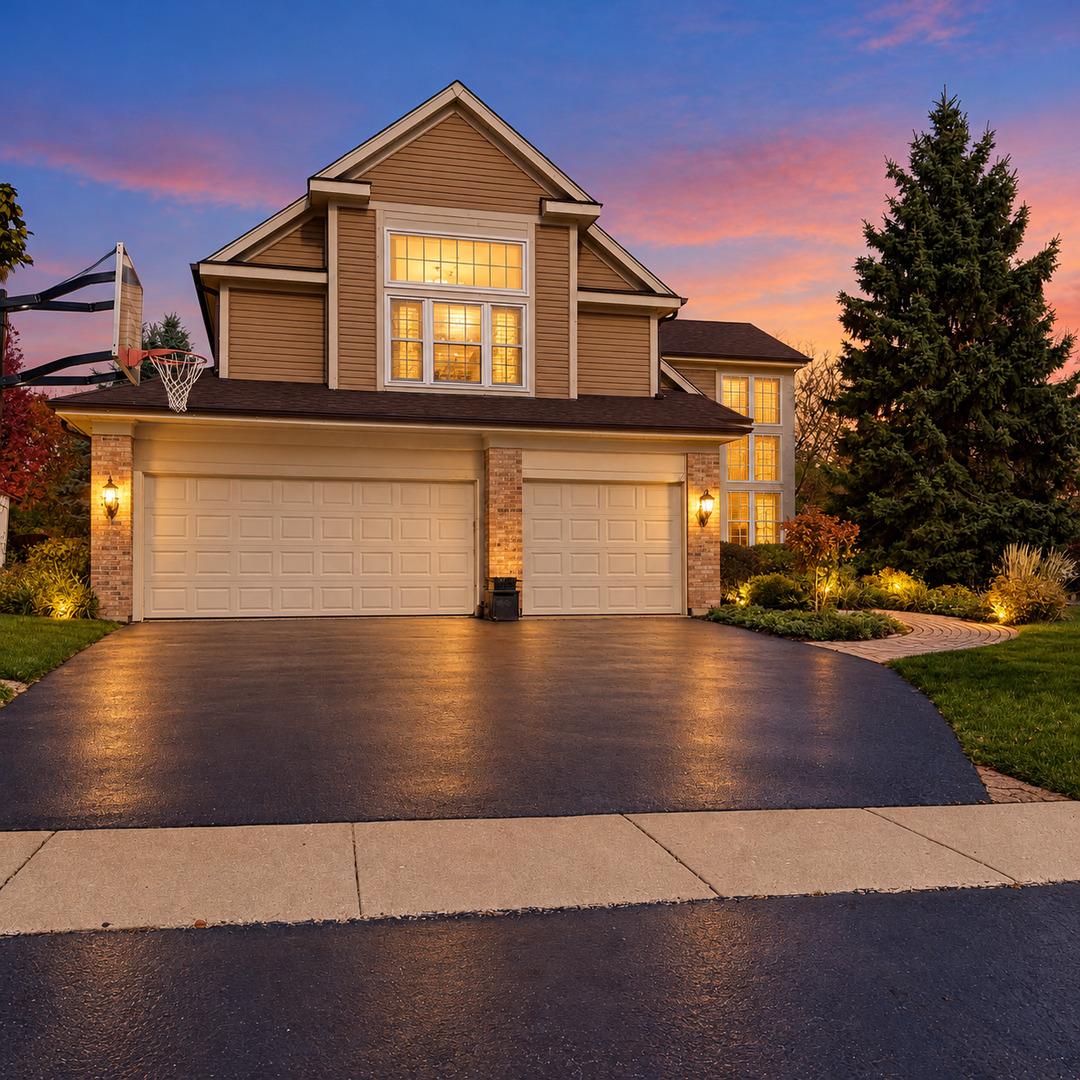 1823 Somerfield Ln., Crystal Lake, IL 60014