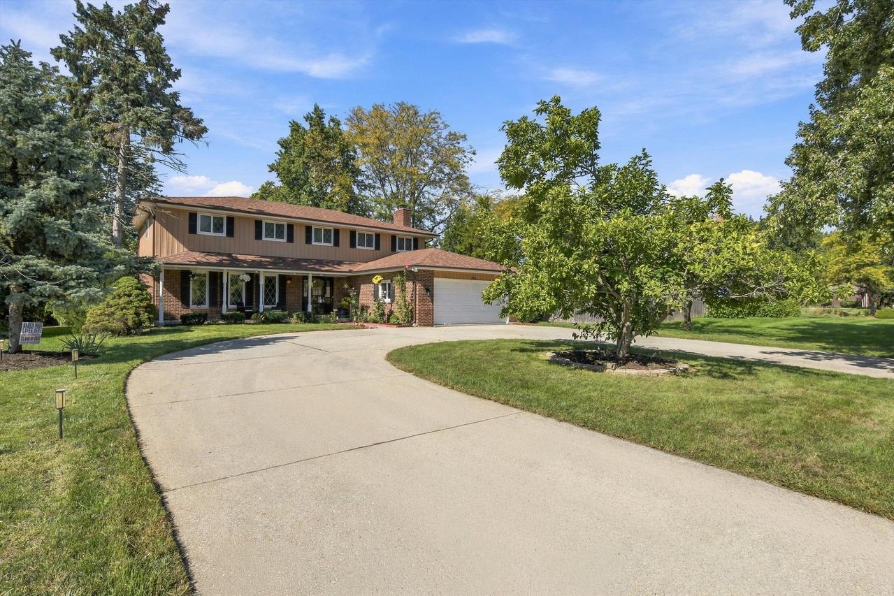 458 S Park Blvd., Glen Ellyn, IL 60137
