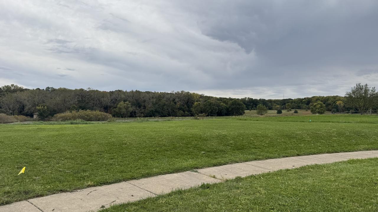 915 Brassfield Ave., Romeoville, IL 60446