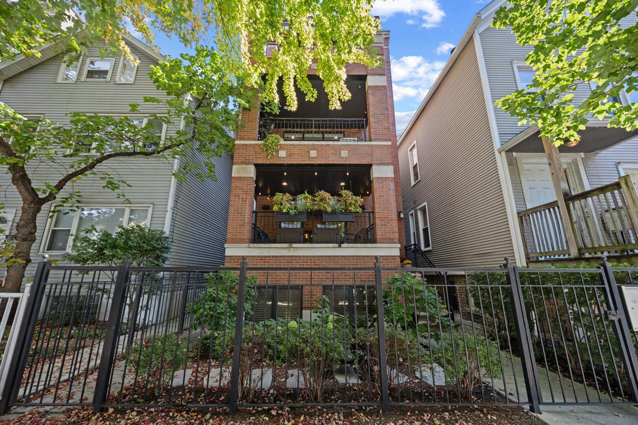 [Address Hidden by Seller], Chicago, IL 60614