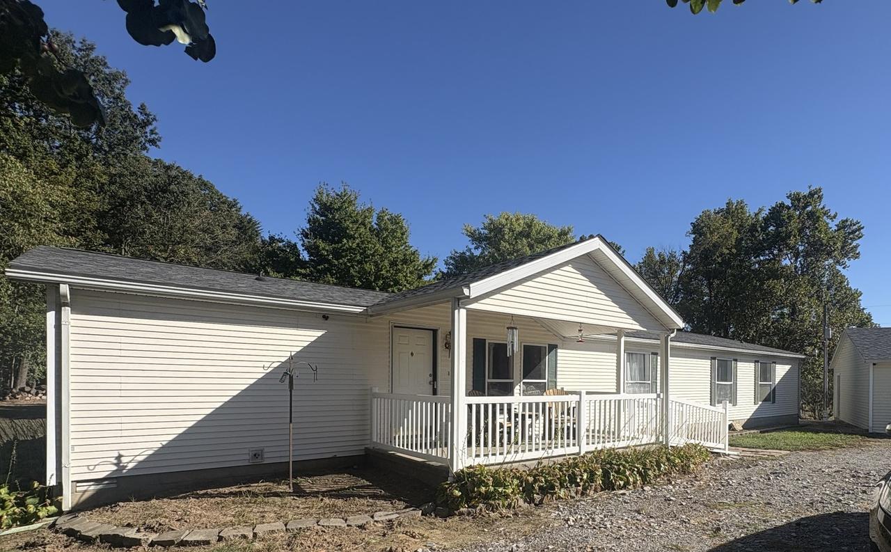 1202 S Mudline Rd., Murphysboro, IL 62966