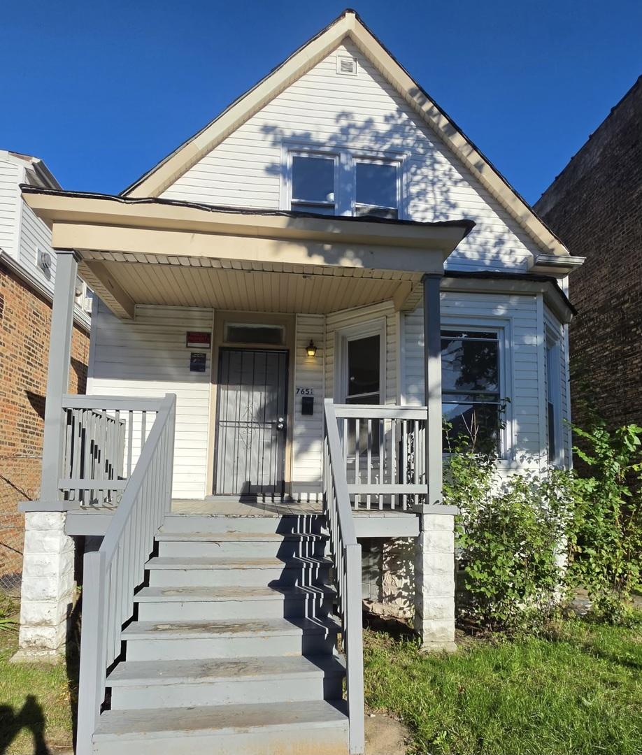 7651 S Langley St., Chicago, IL 60619