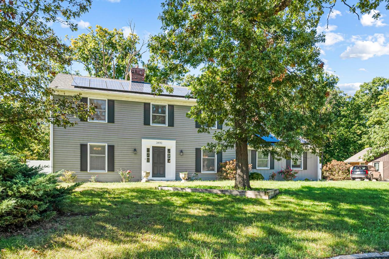 3490 Chalet Ln., Crete, IL 60417