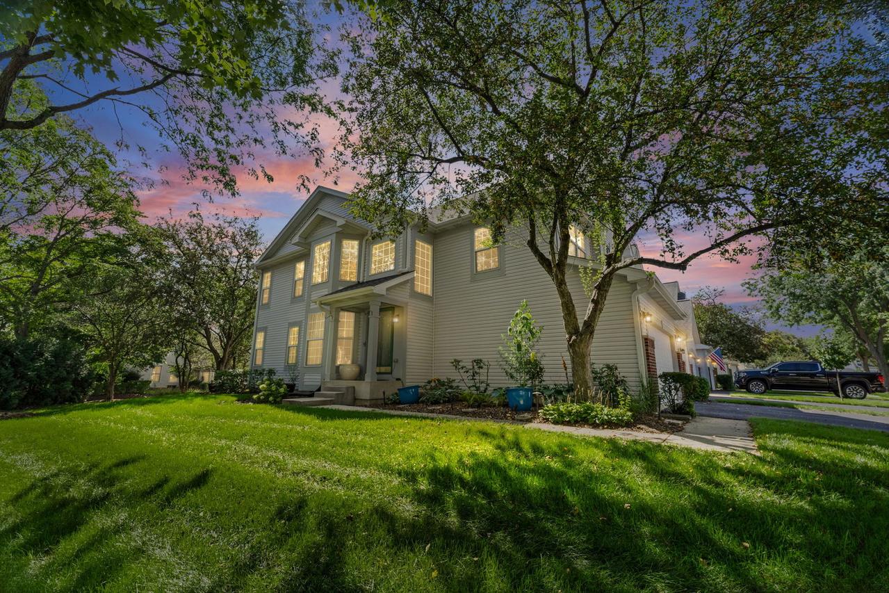 1301 Filly Ln., Bartlett, IL 60103