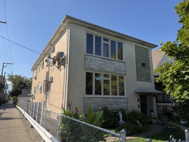 4014 N Leclaire Ave., Chicago, IL 60641