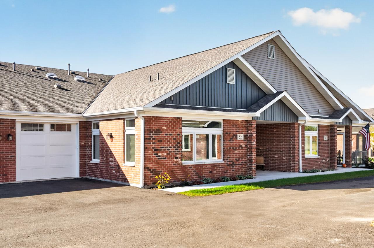 52 Kloe Ln., Sycamore, IL 60178