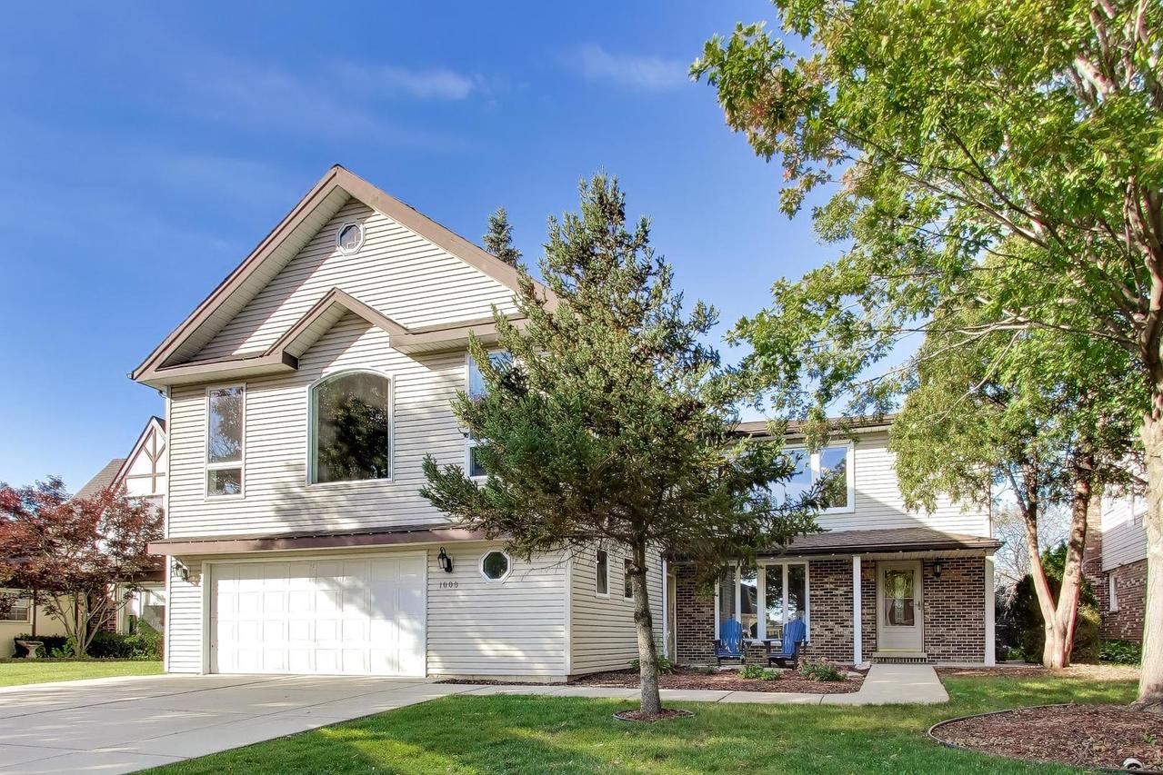 1000 E Ardyce Ln., Mount Prospect, IL 60056