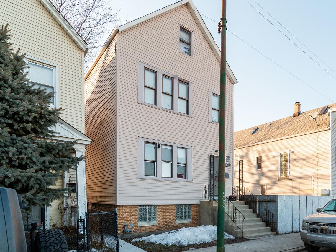 4942 S Racine Ave., Chicago, IL 60609