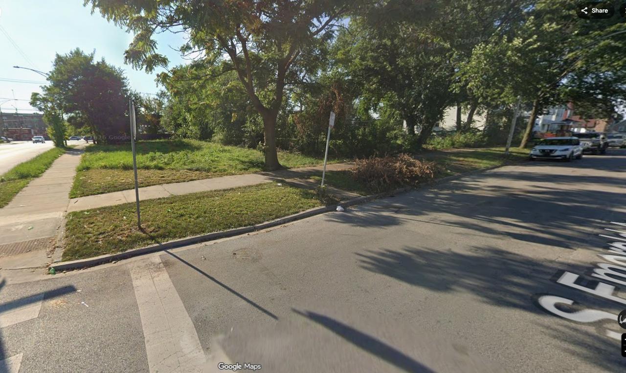 8256 S Emerald Ave., Chicago, IL 60620