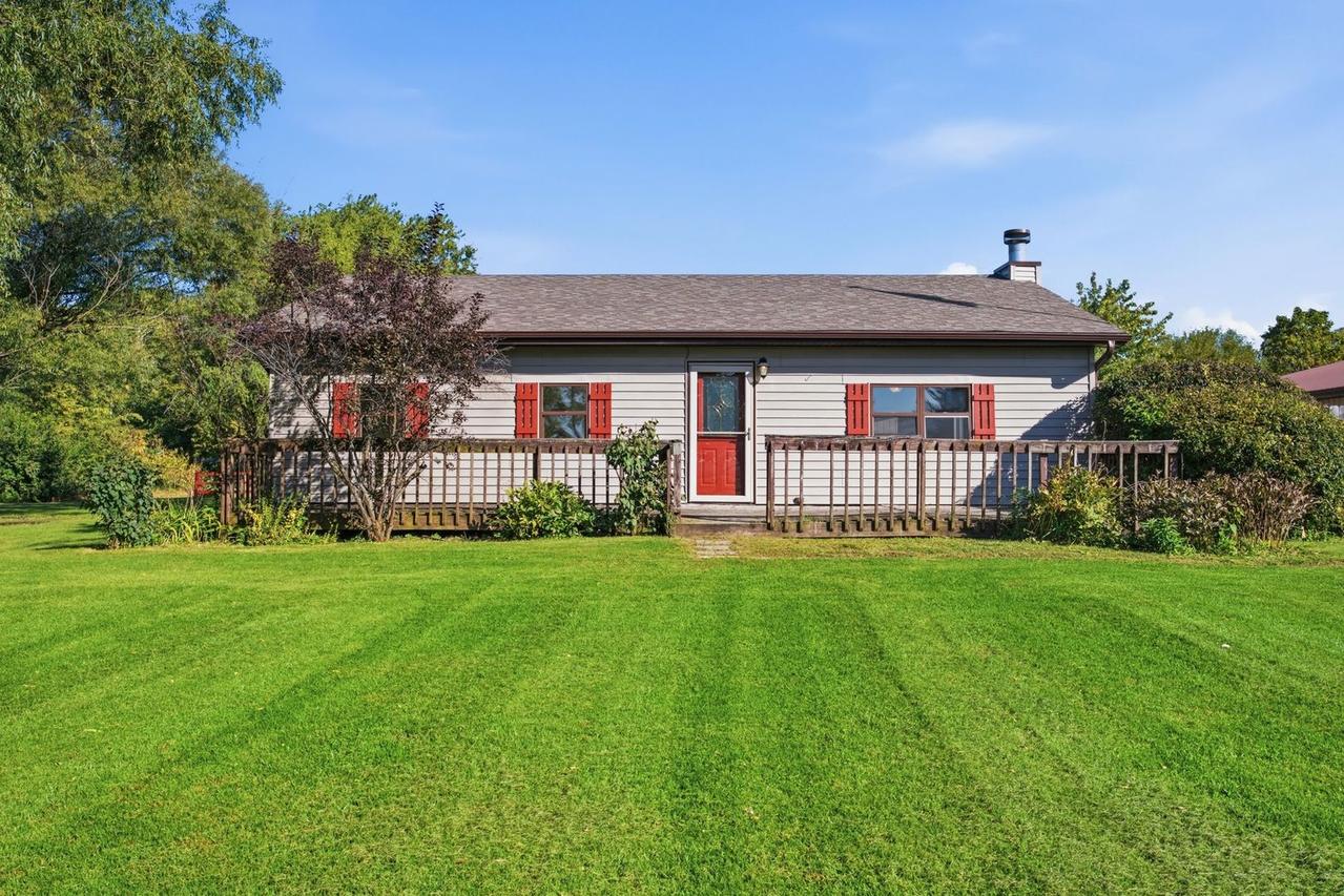 2707 N 35th Rd., Seneca, IL 61360