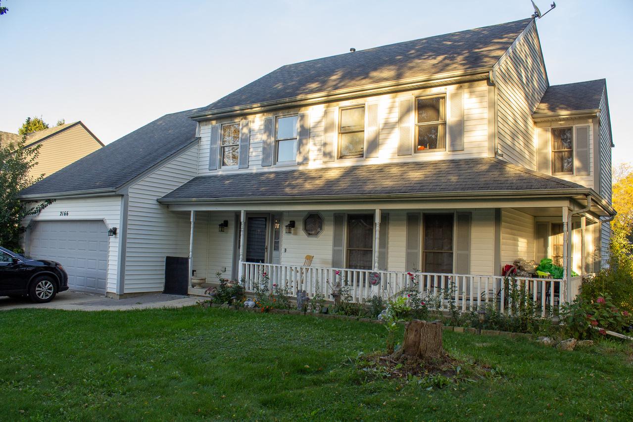 2166 Jordan Ln., Elgin, IL 60123