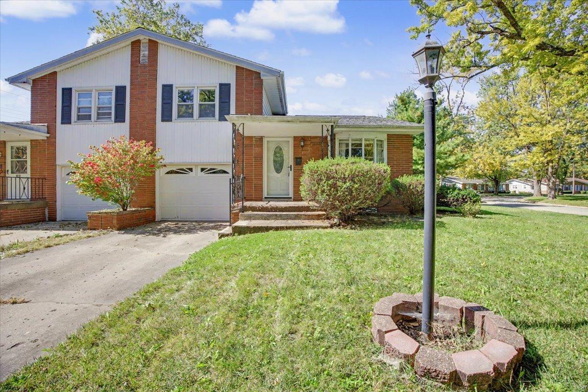 1301 S Oak St., Pontiac, IL 61764