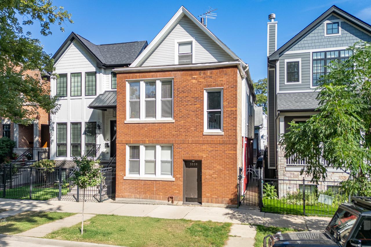 3339 N Hamilton Ave., Chicago, IL 60618