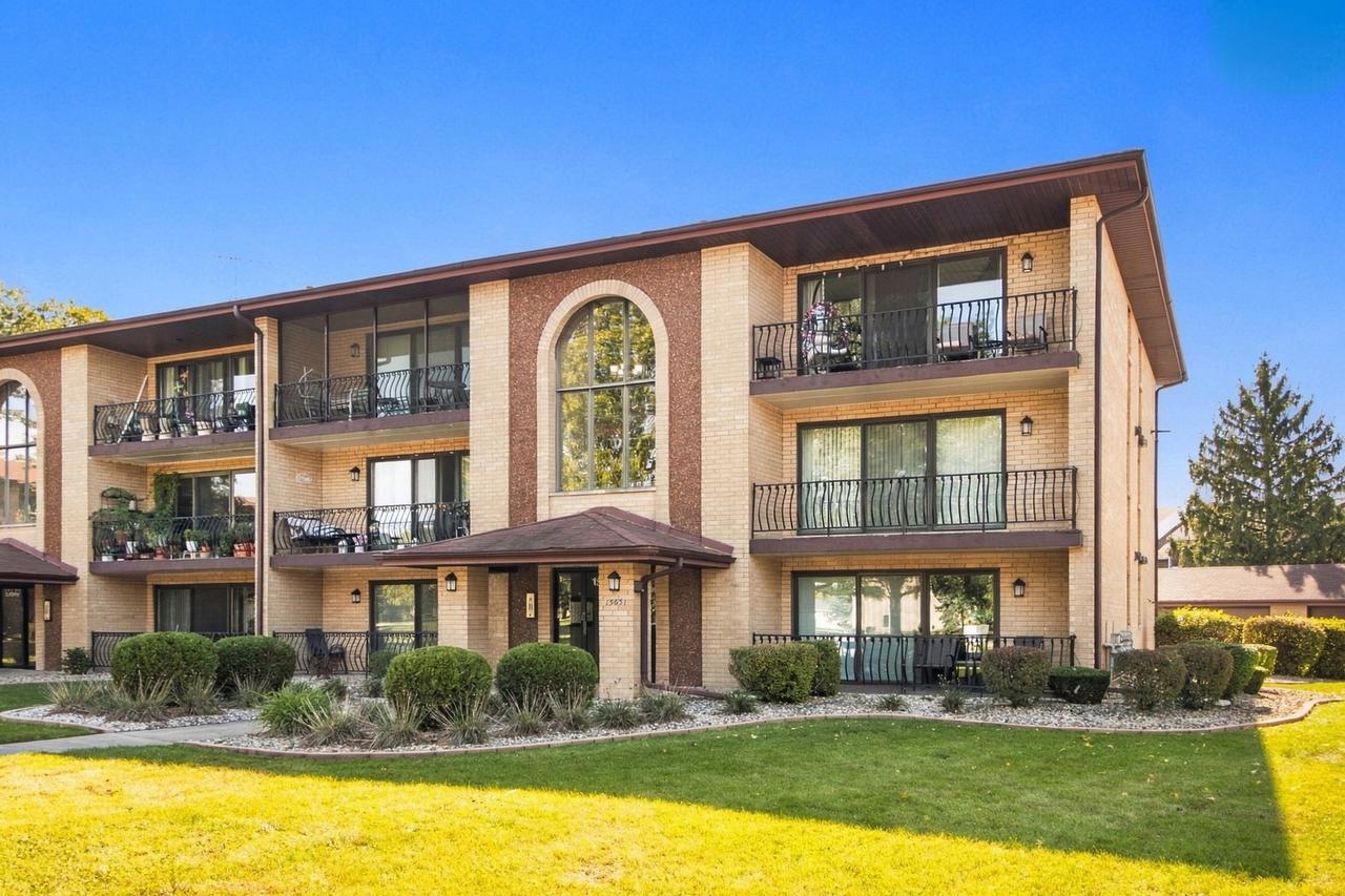 15651 Garden View Ct. #2D, Orland Park, IL 60462