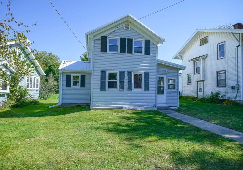 406 S Division Ave., Polo, IL 61064