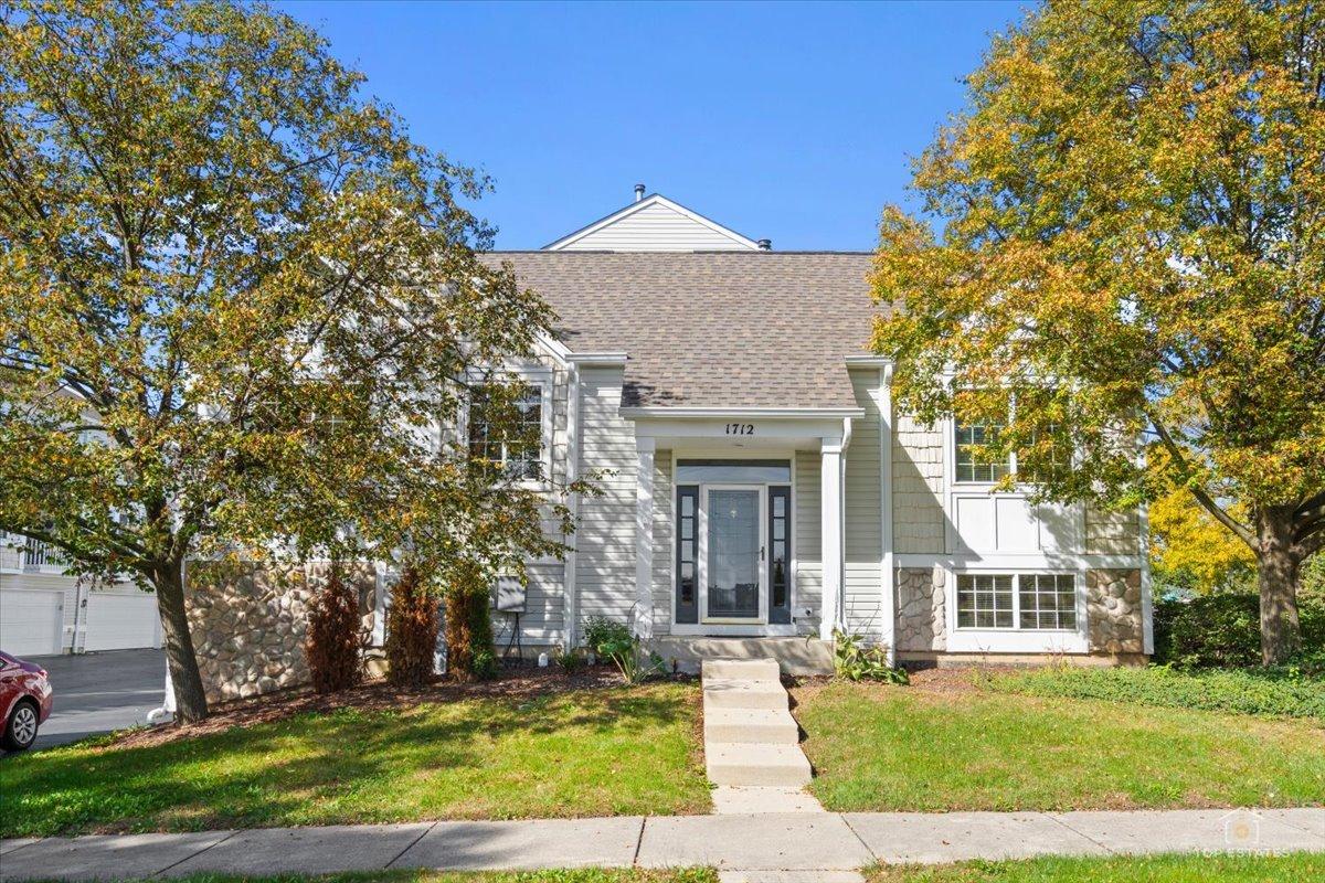 1712 Middlebury Dr. #306, Aurora, IL 60503