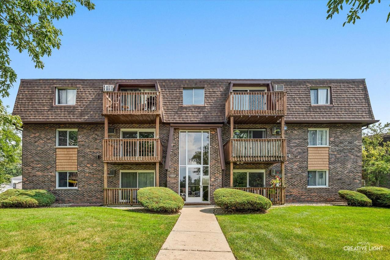 19330 Wolf Rd. #6, Mokena, IL 60448