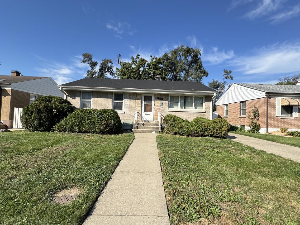 1220 N Lind Ave., Berkeley, IL 60163