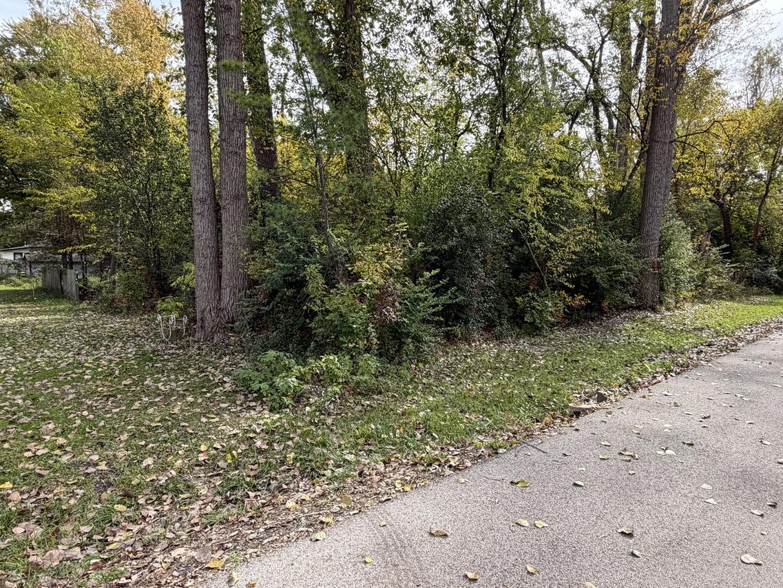 S Riverdale Rd., Mchenry, IL 60050
