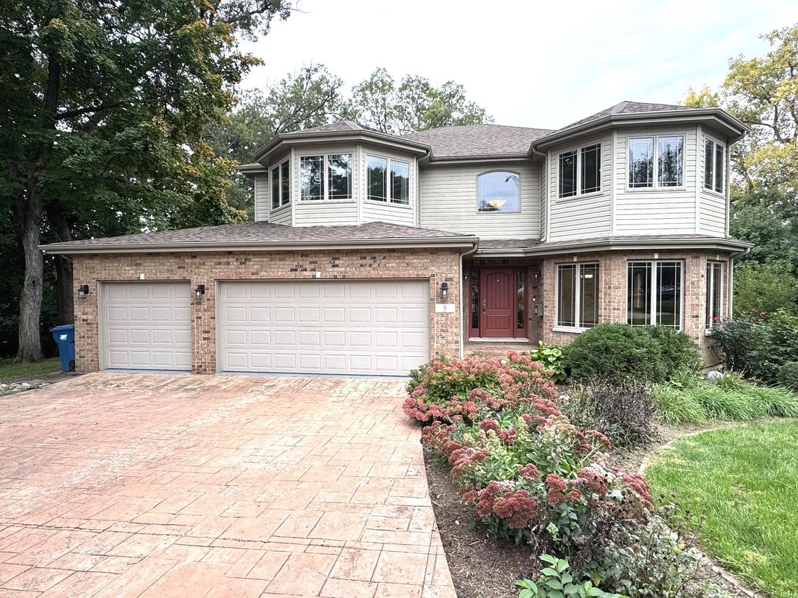 5 Heather Hill, Bourbonnais, IL 60914