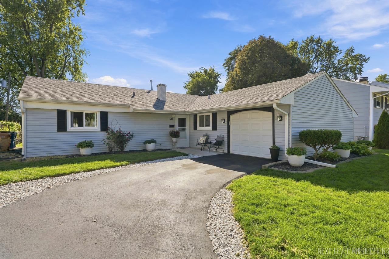 127 Armitage Ave., Glendale Heights, IL 60139