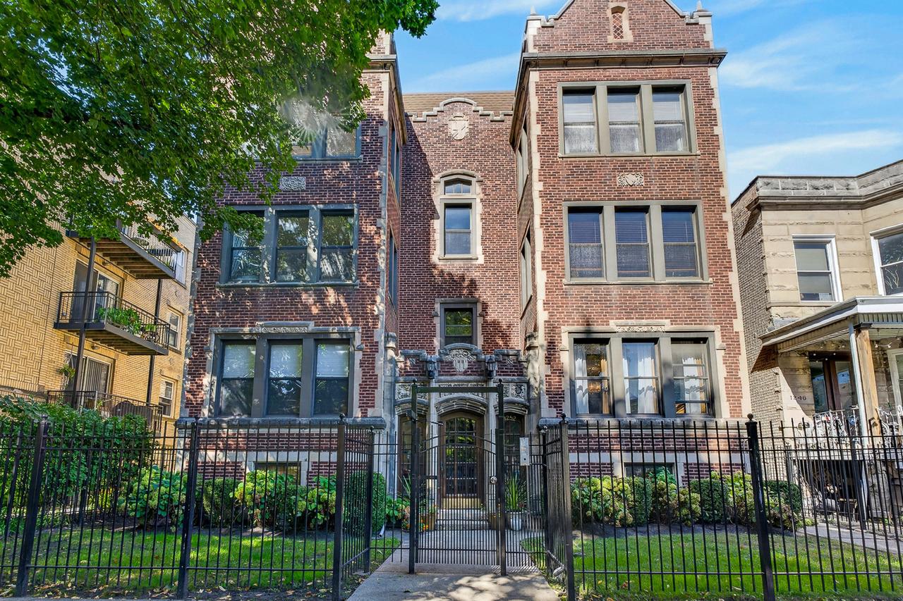 1252 W Winona St. #1, Chicago, IL 60640